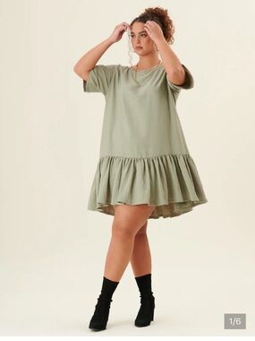 Emma Knudsen Lauren dress